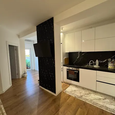 Berti'S Apartment, Durres Beach * Polisi i Vogel
